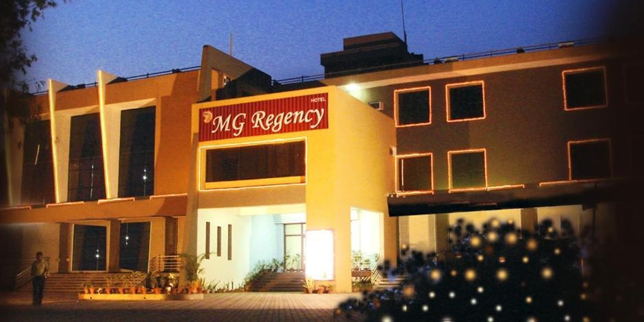 Готель Mg Regency Baddi Екстер'єр фото